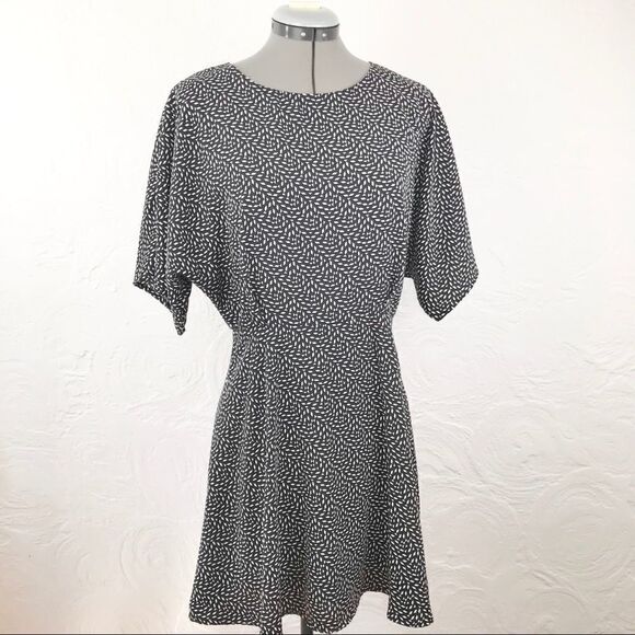 Forever 21 black/white geometric pattern dress-M - Picture 1 of 7